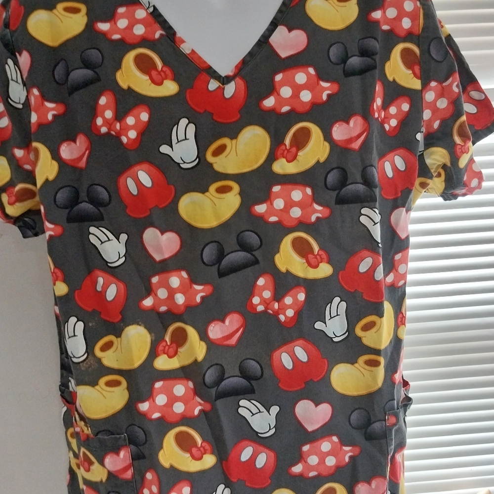 Scrub Top